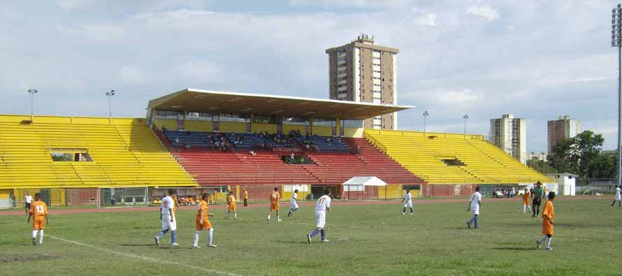 Estadio Olimpico Hermanos Ghersi Páez main stand