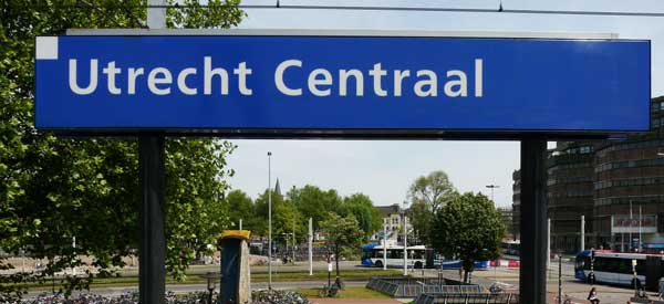 sign for Utrecht central station